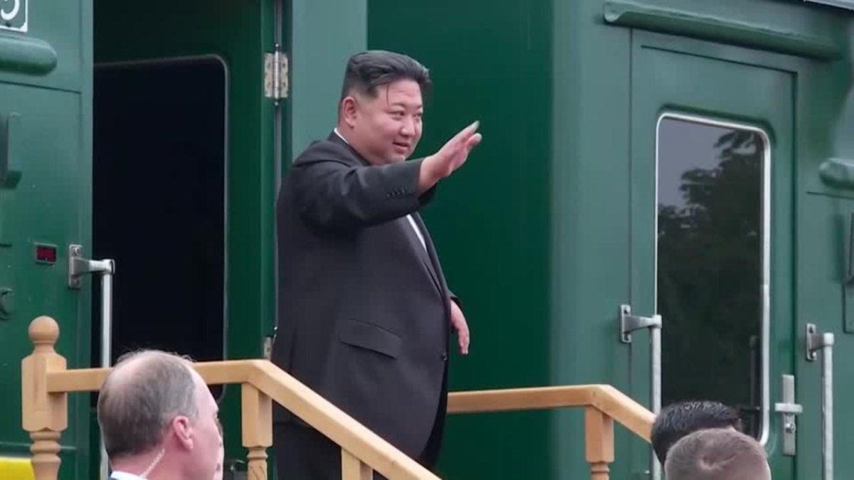 Посол РФ В КНДР Александр Мацегора