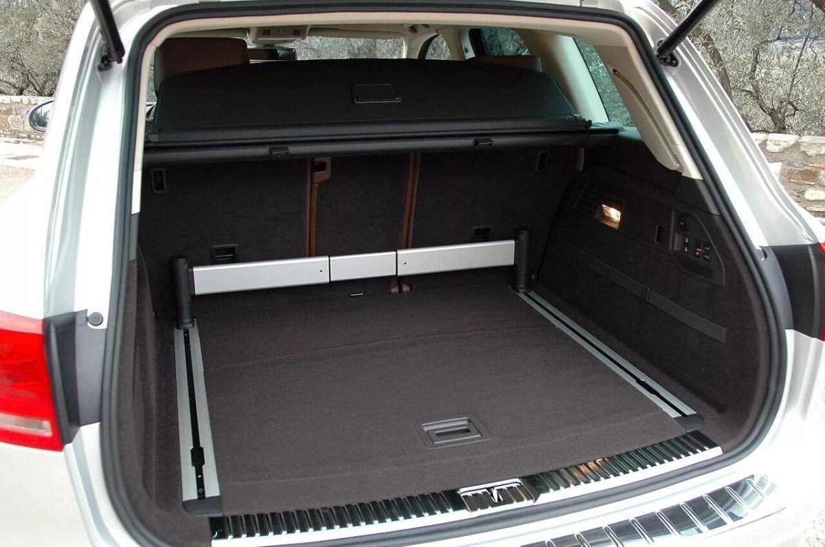 Touareg 2008 багажник