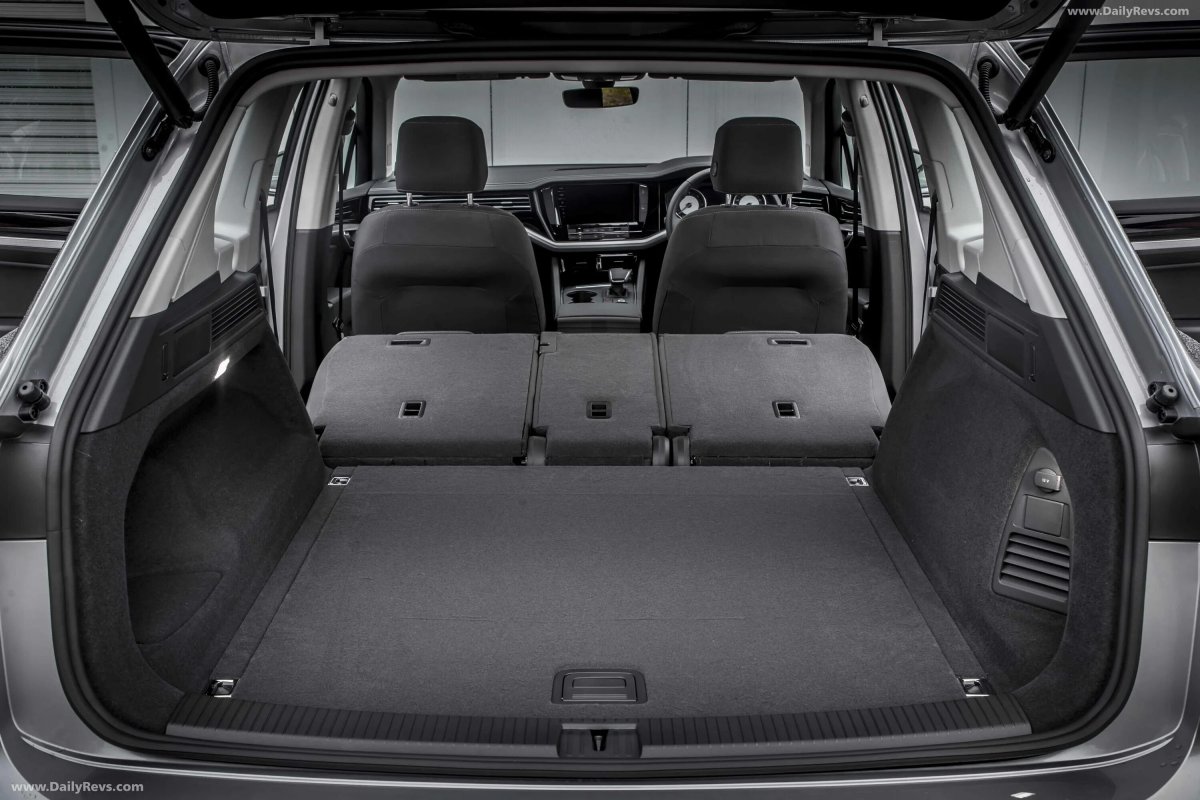 Volkswagen Touareg 2022 багажник