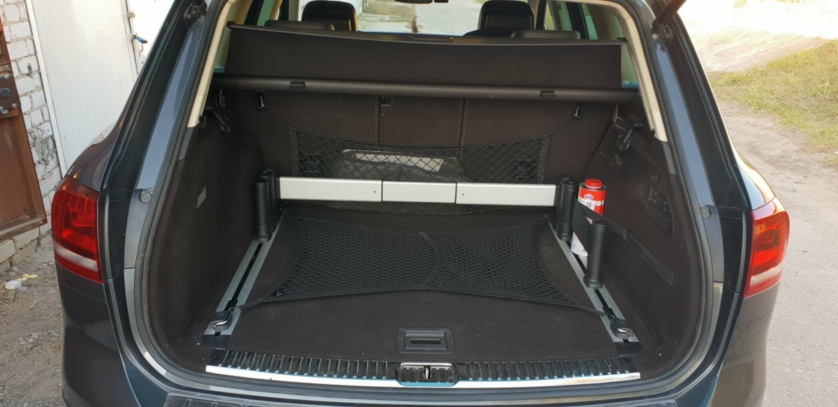 Полка багажника Touareg NF