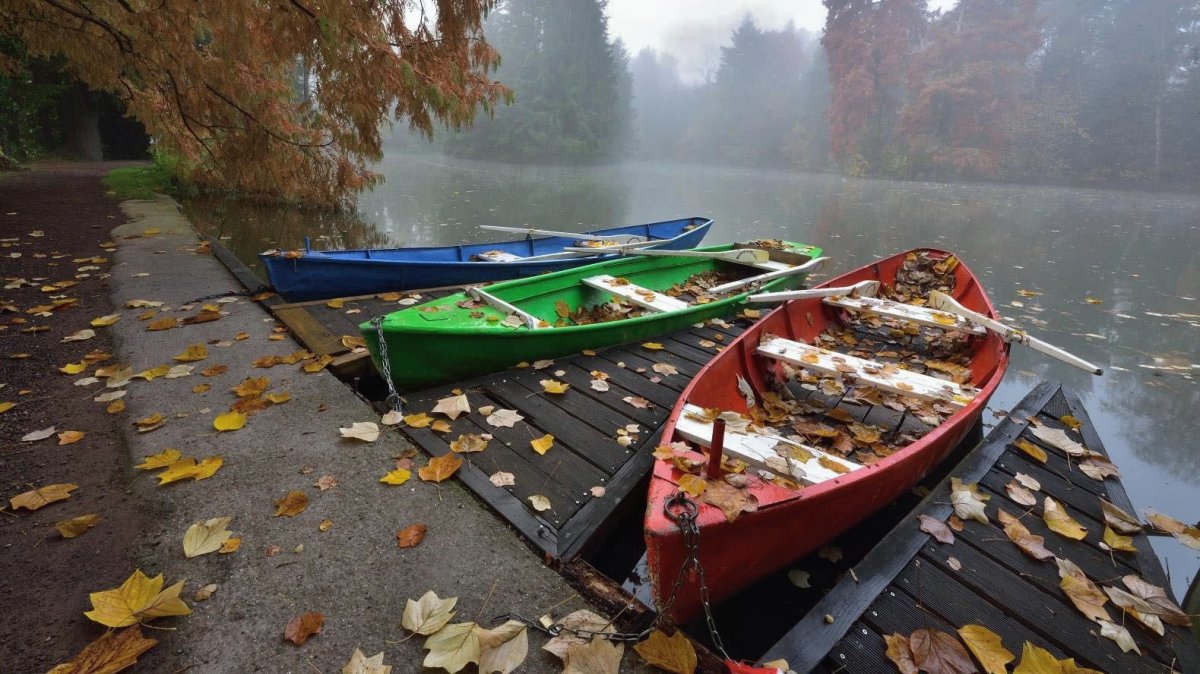 Осень лодка