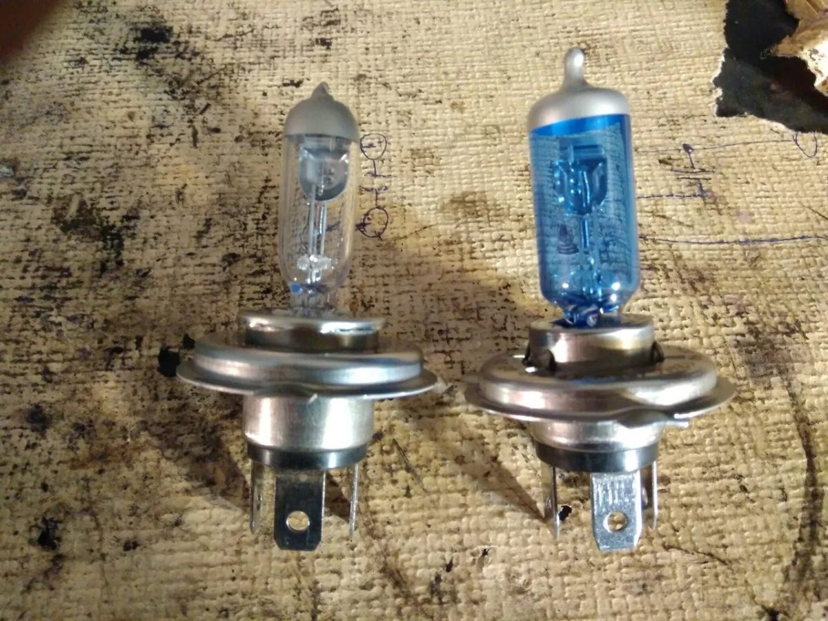 Лампы ближнего света для Митсубиси Спейс Стар