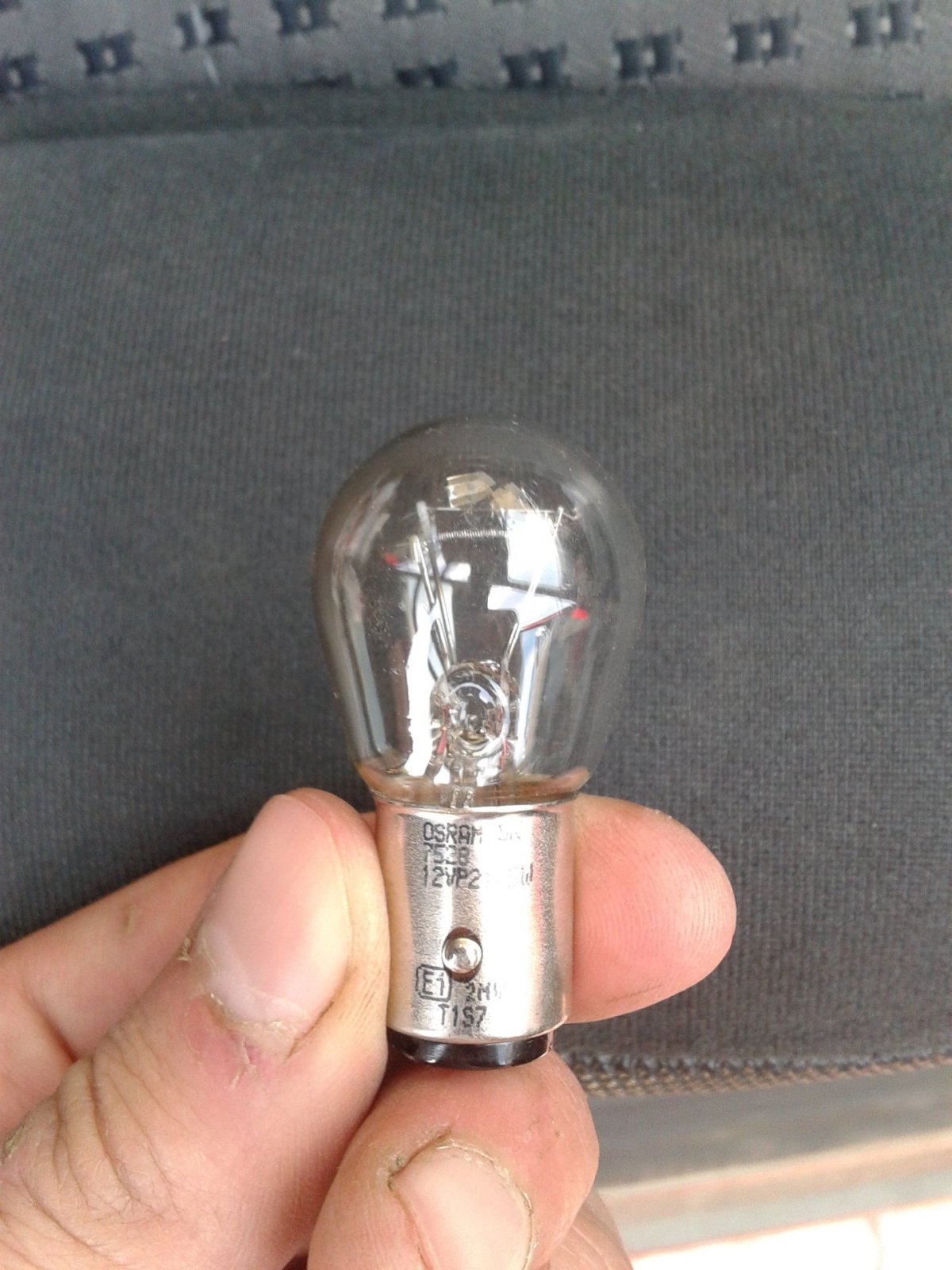 L200 2014 лампа заднего поворота