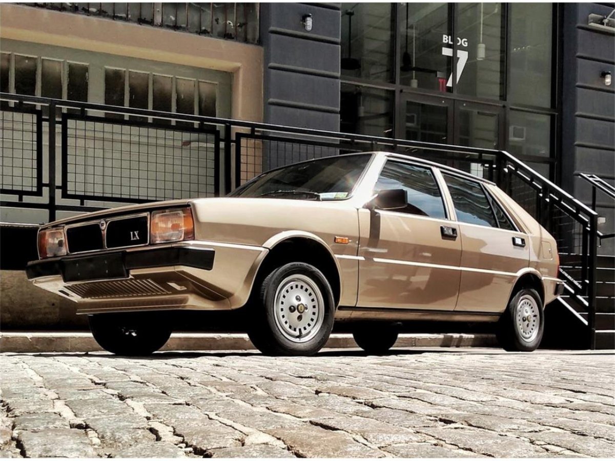 Lancia Delta LX