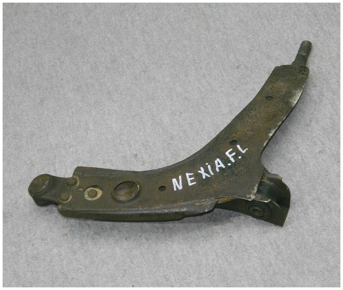 Передний рычаг Daewoo Nexia