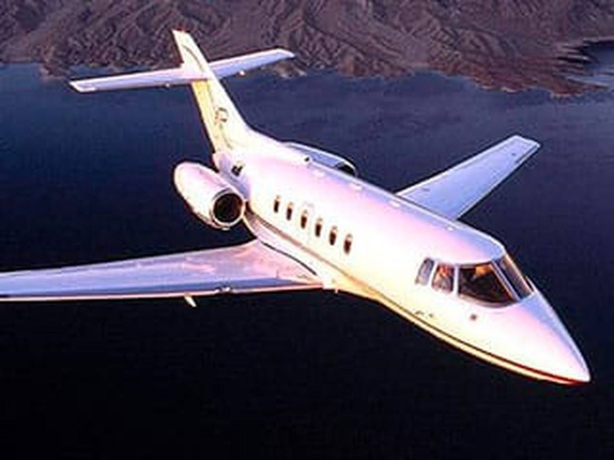 Самолет Hawker 800xp