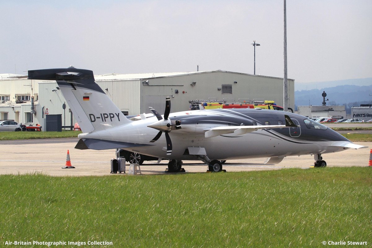 Piaggio p.180 Avanti обои