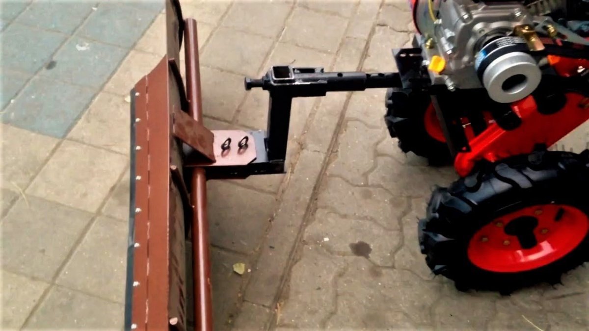 Отвал для мотоблока агат