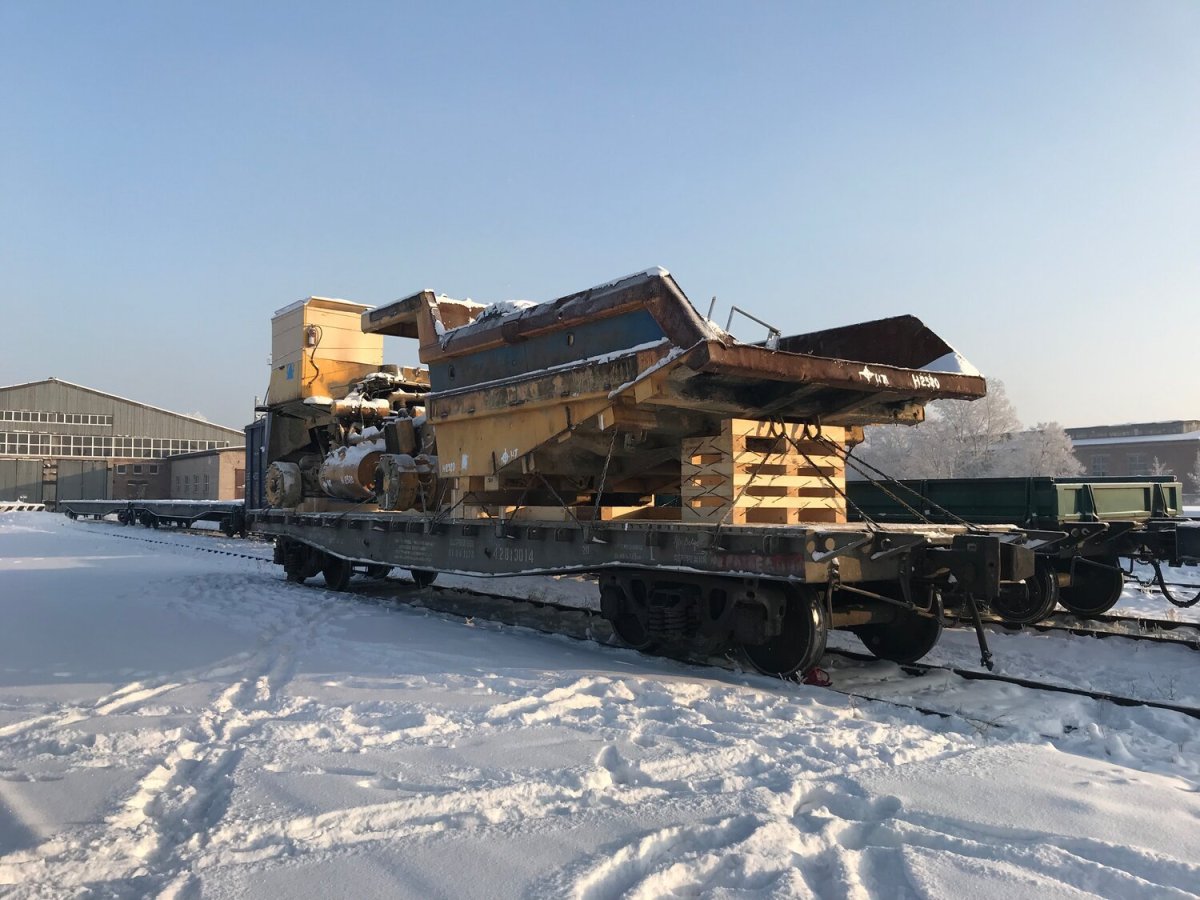 БЕЛАЗ на трале