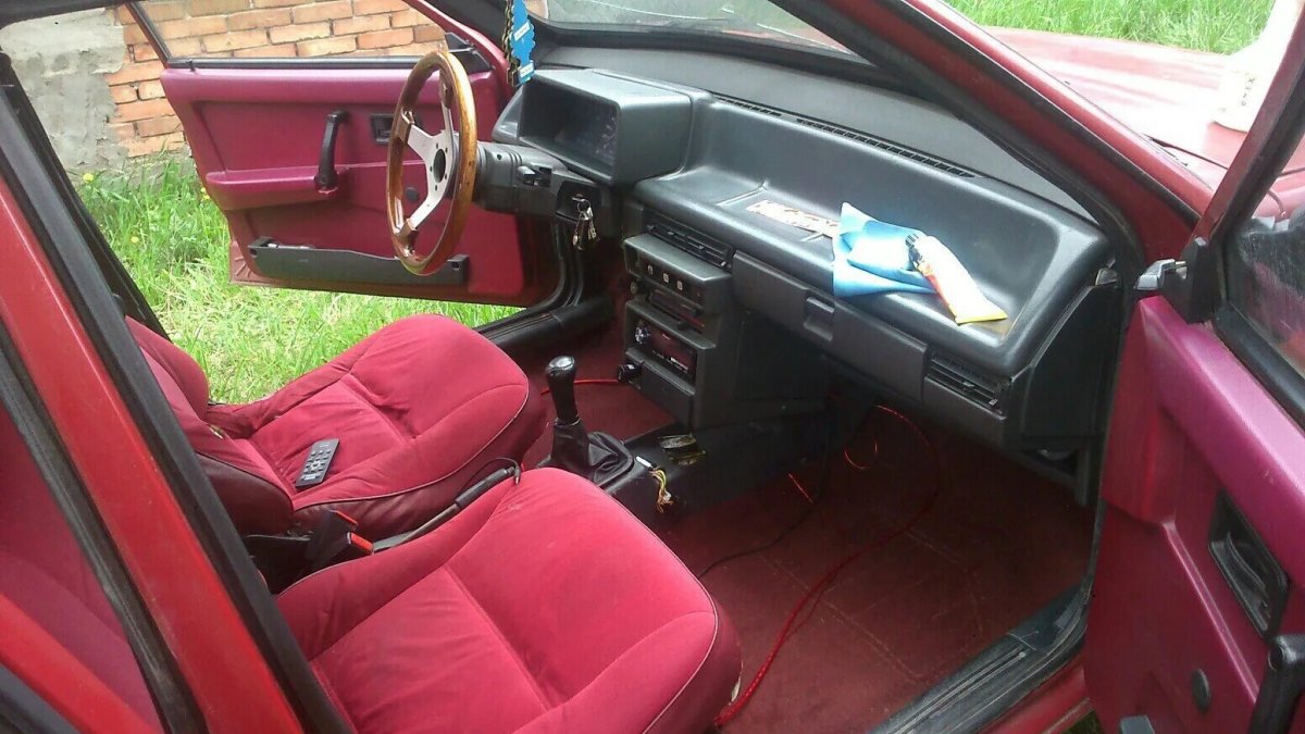 Красный салон ВАЗ 2109