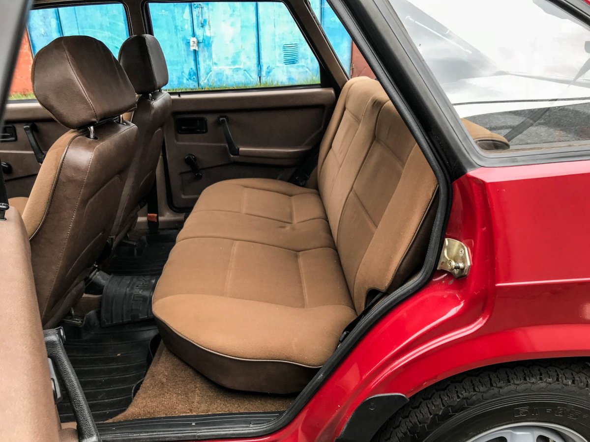 ВАЗ 2109 салон сзади