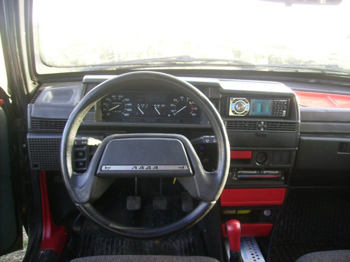 ВАЗ 2109 салон Люкс