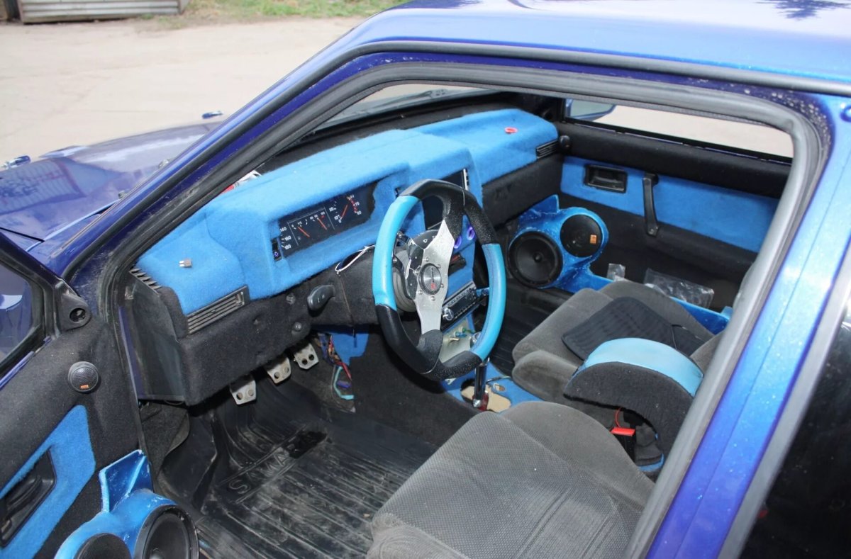 Голубой салон ВАЗ 2109