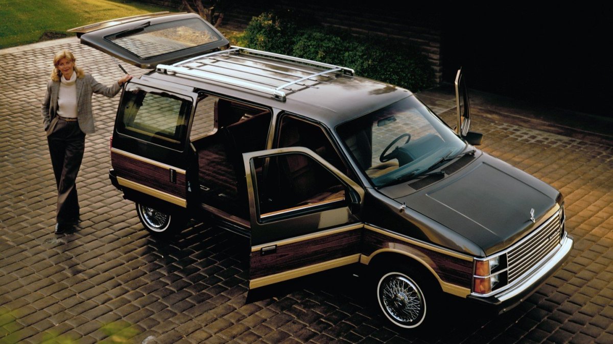 1987 Plymouth Voyager
