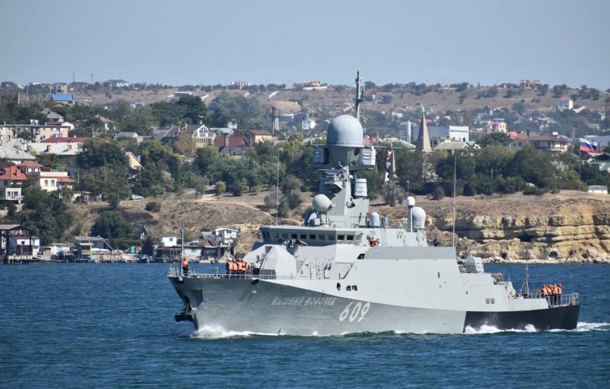 Вышний Волочек корабль