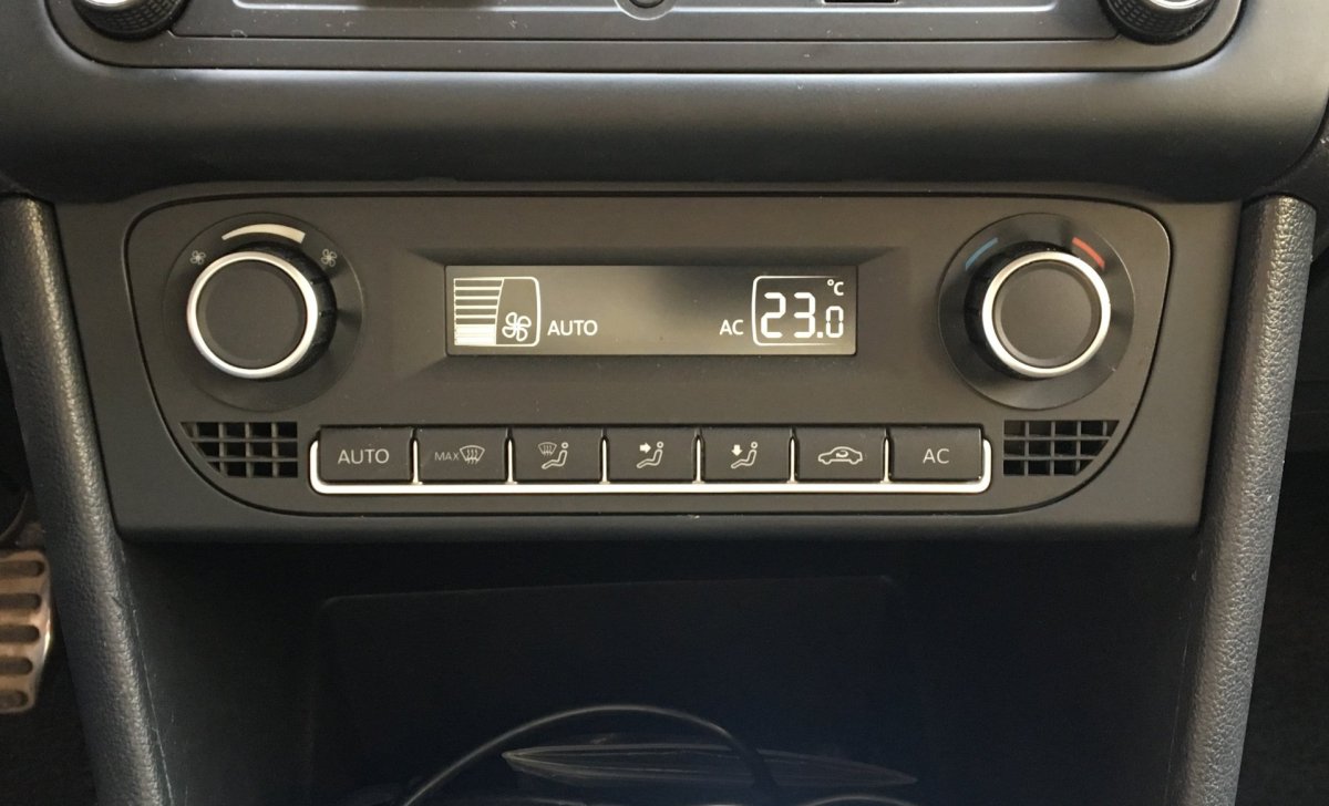 VW Polo климат контроль