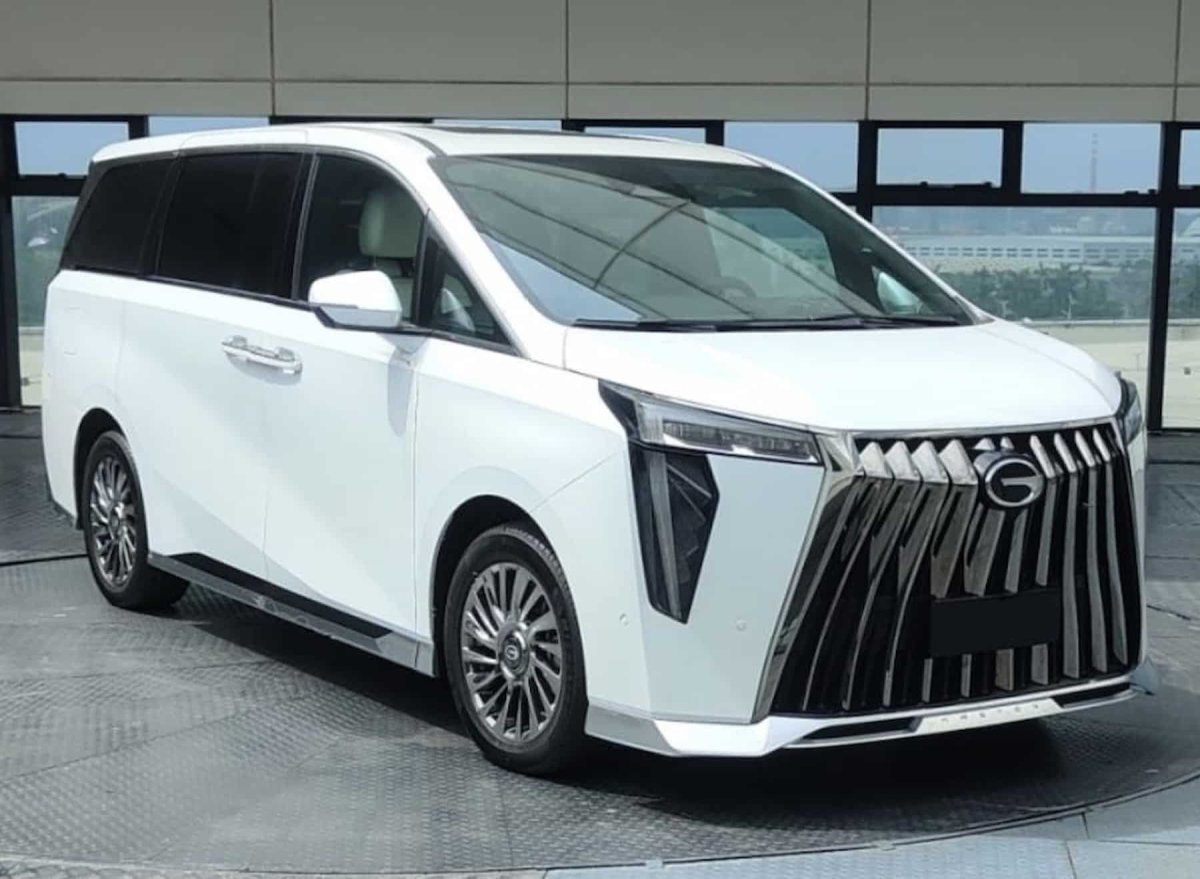 Китайского минивэна GAC gn8