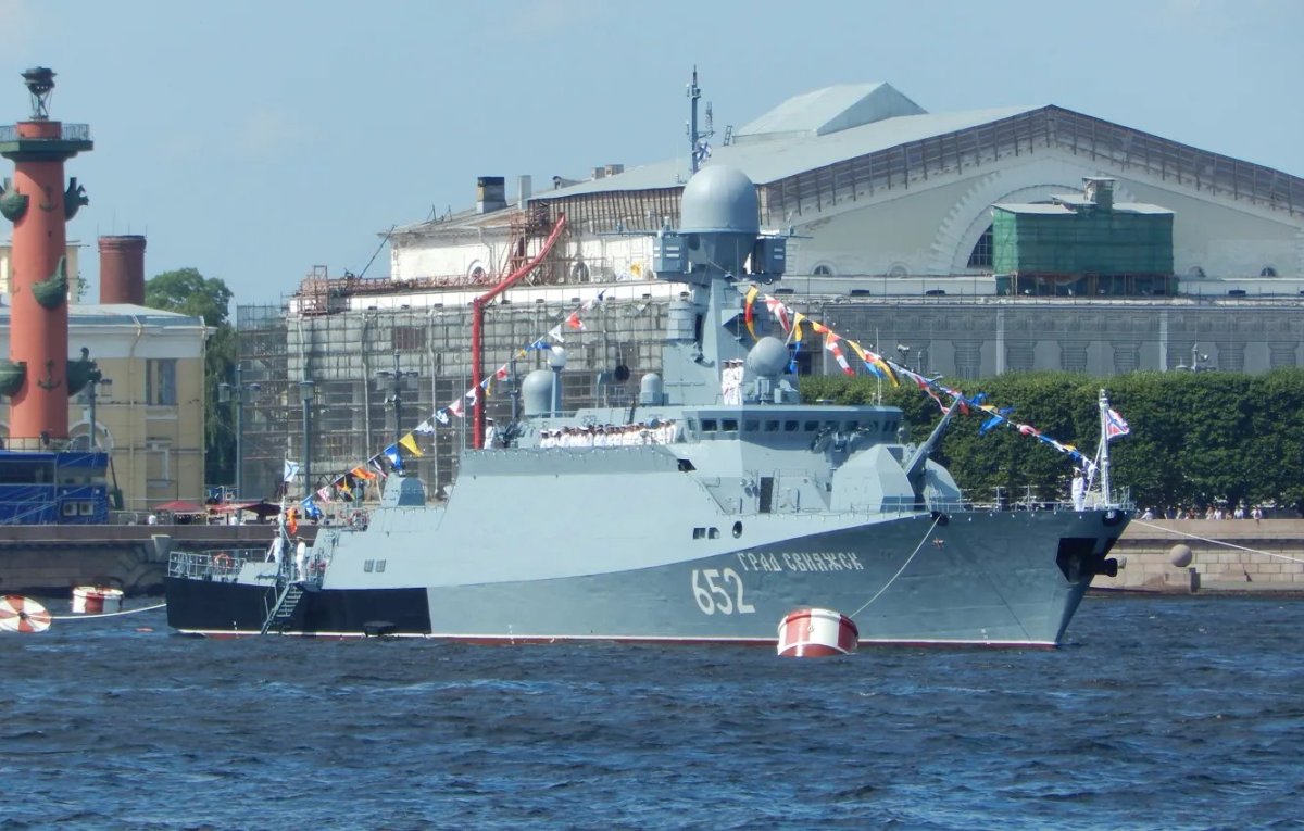 Град Свияжск корабль