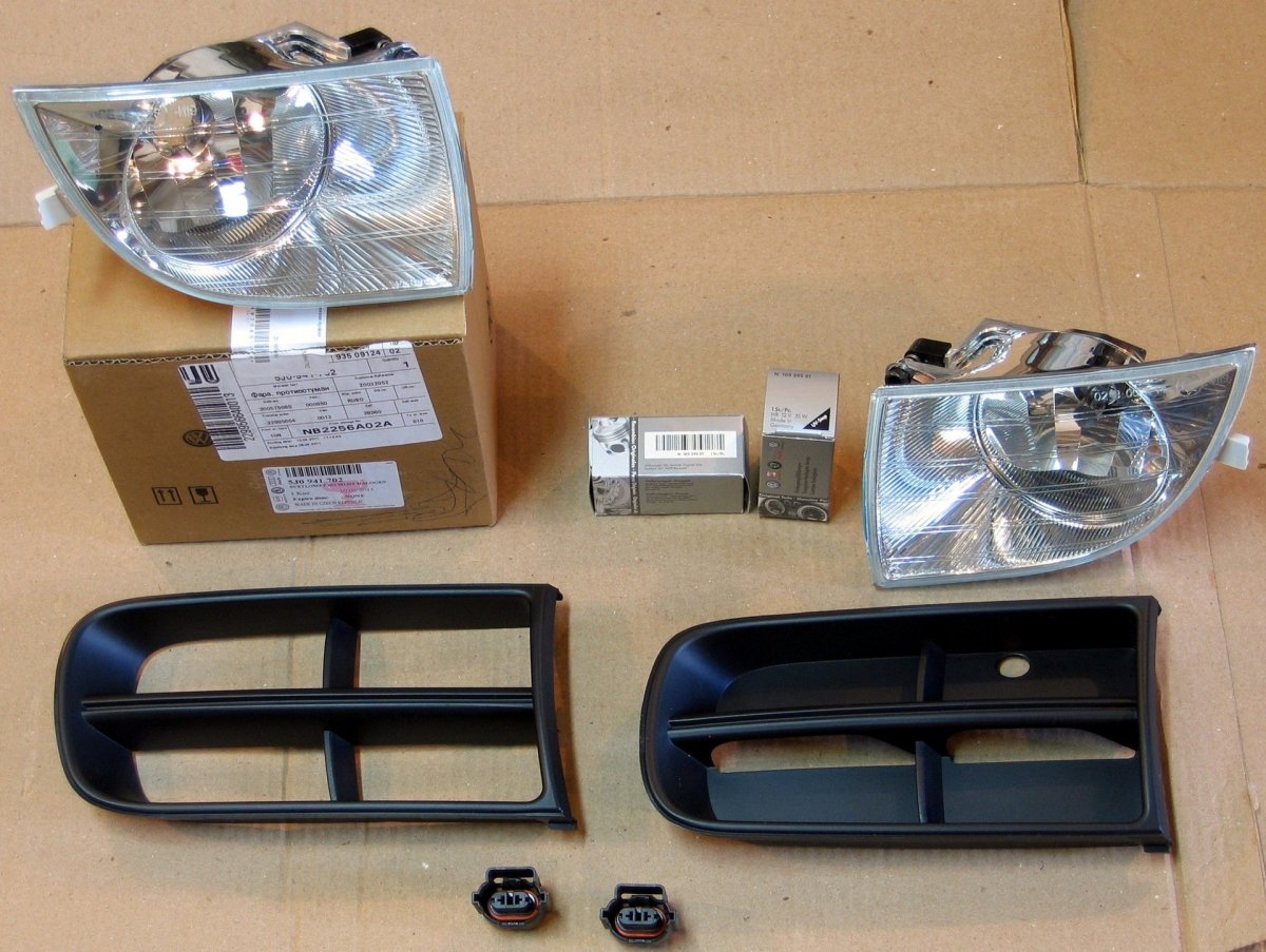 Противотуманные фары Skoda Fabia 1