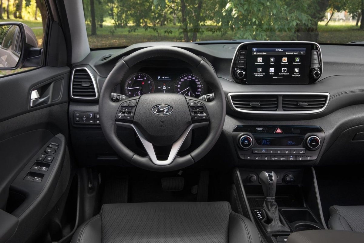 Hyundai Tucson 2016 салон