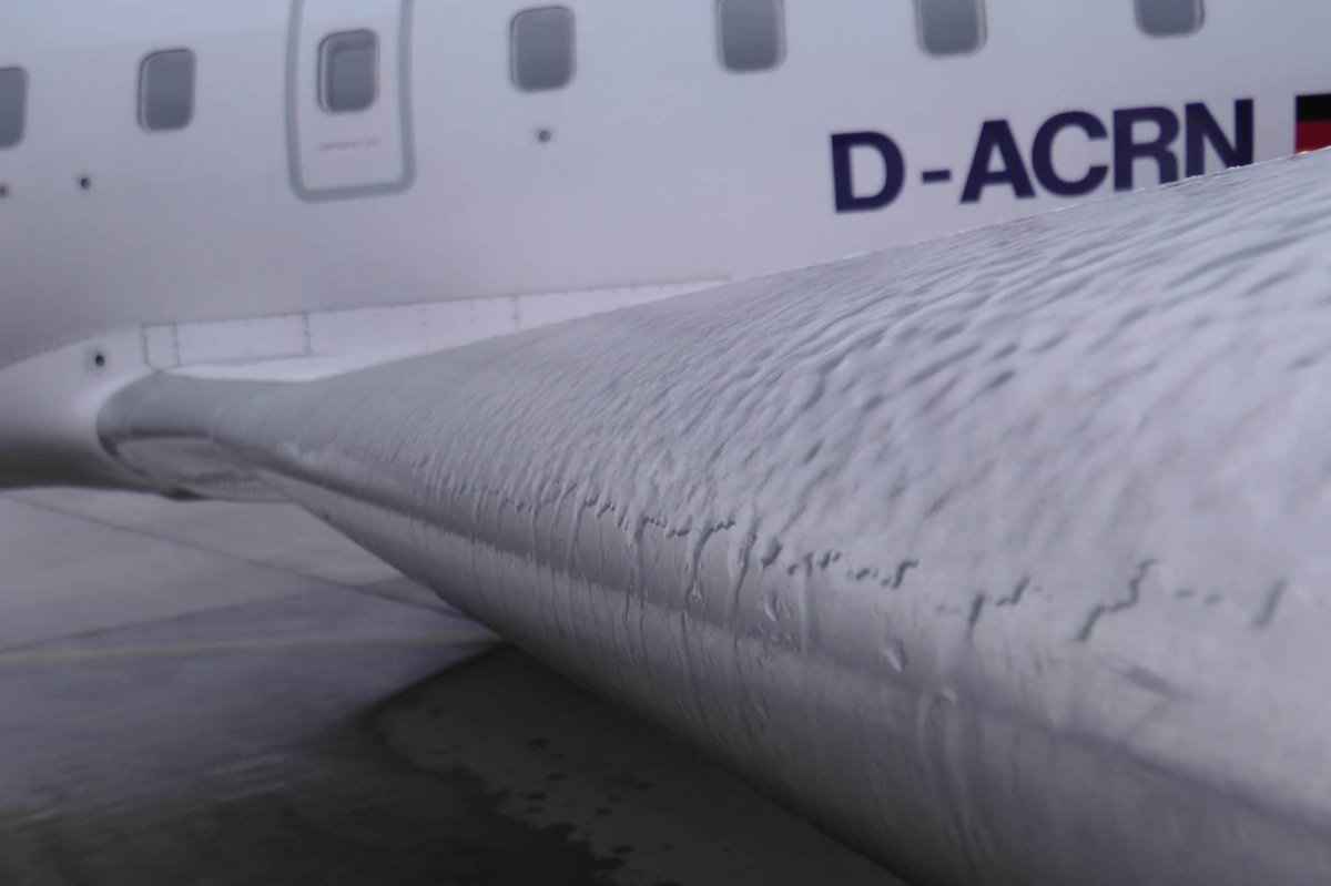 Обледенение самолета