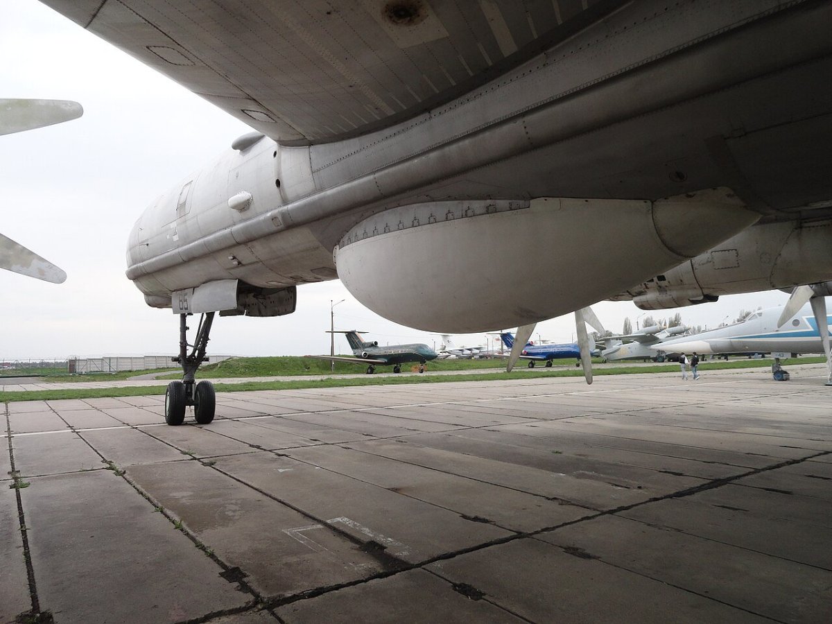 Ту-142мр антенна