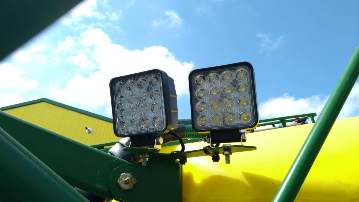 Опрыскиватель ОПГ-3700/27мк серии Гварта-8)