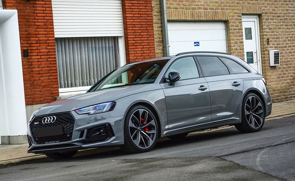 Audi rs4 2017