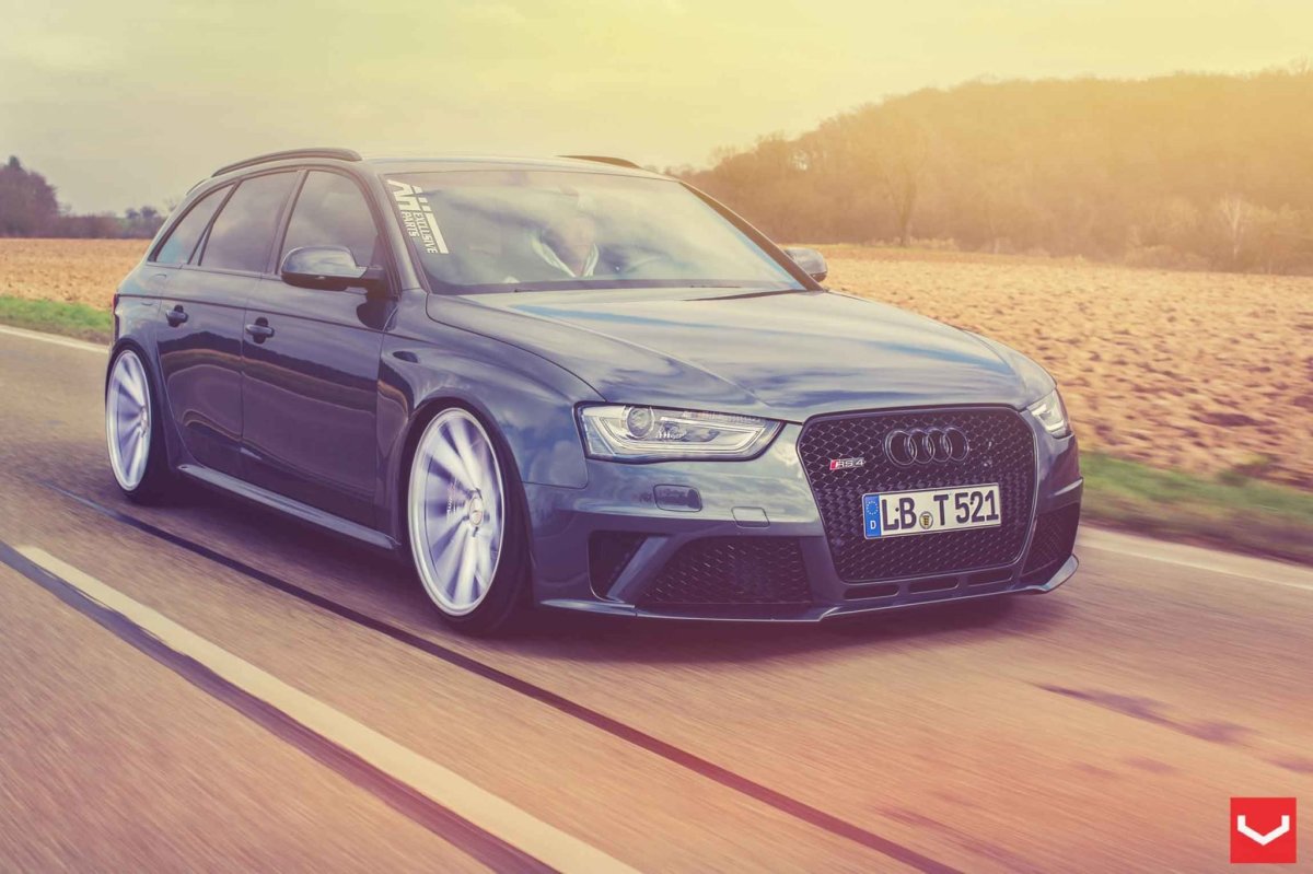 Ауди а4 rs4