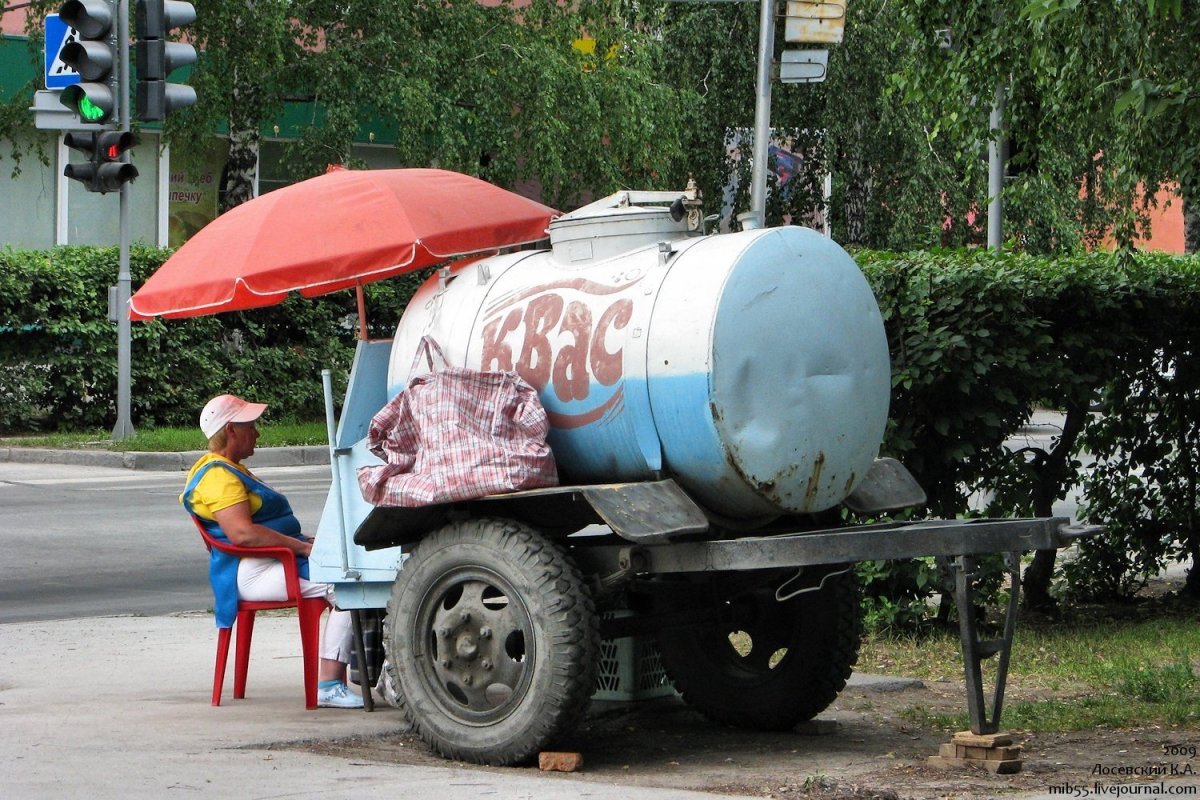 Бочка квасная на колесах