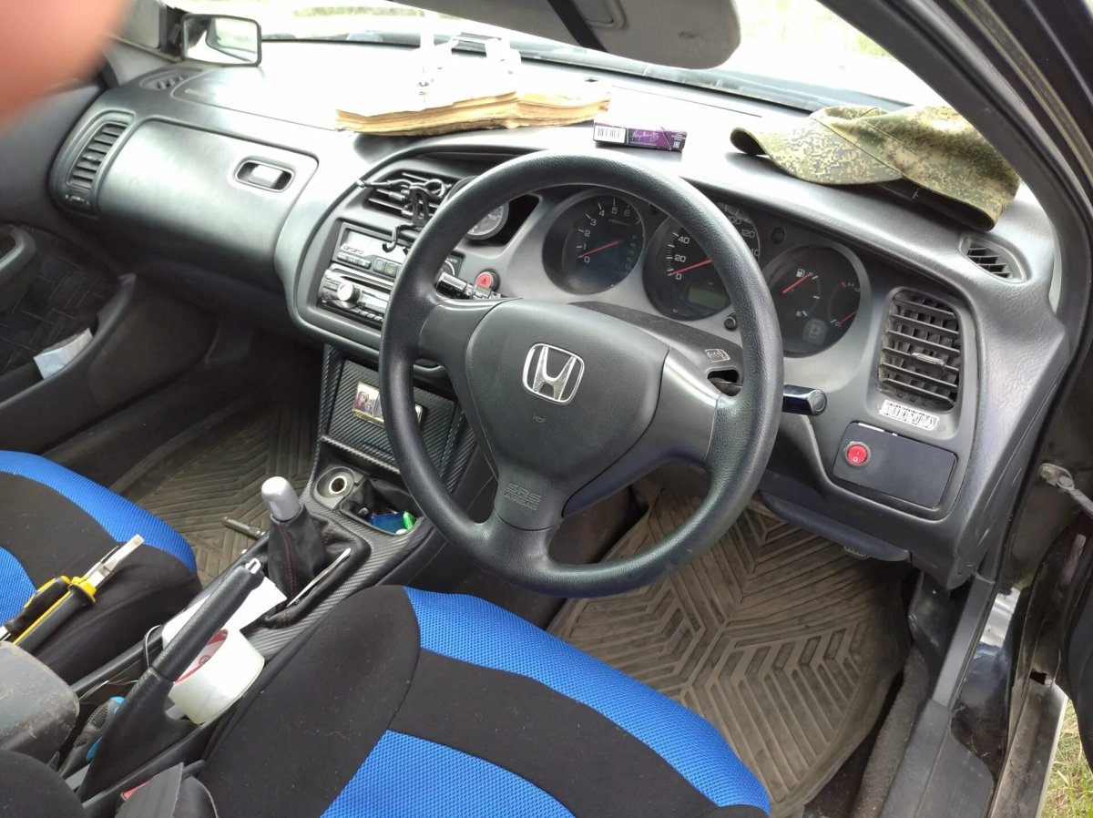 Хонда Аккорд Торнео салон