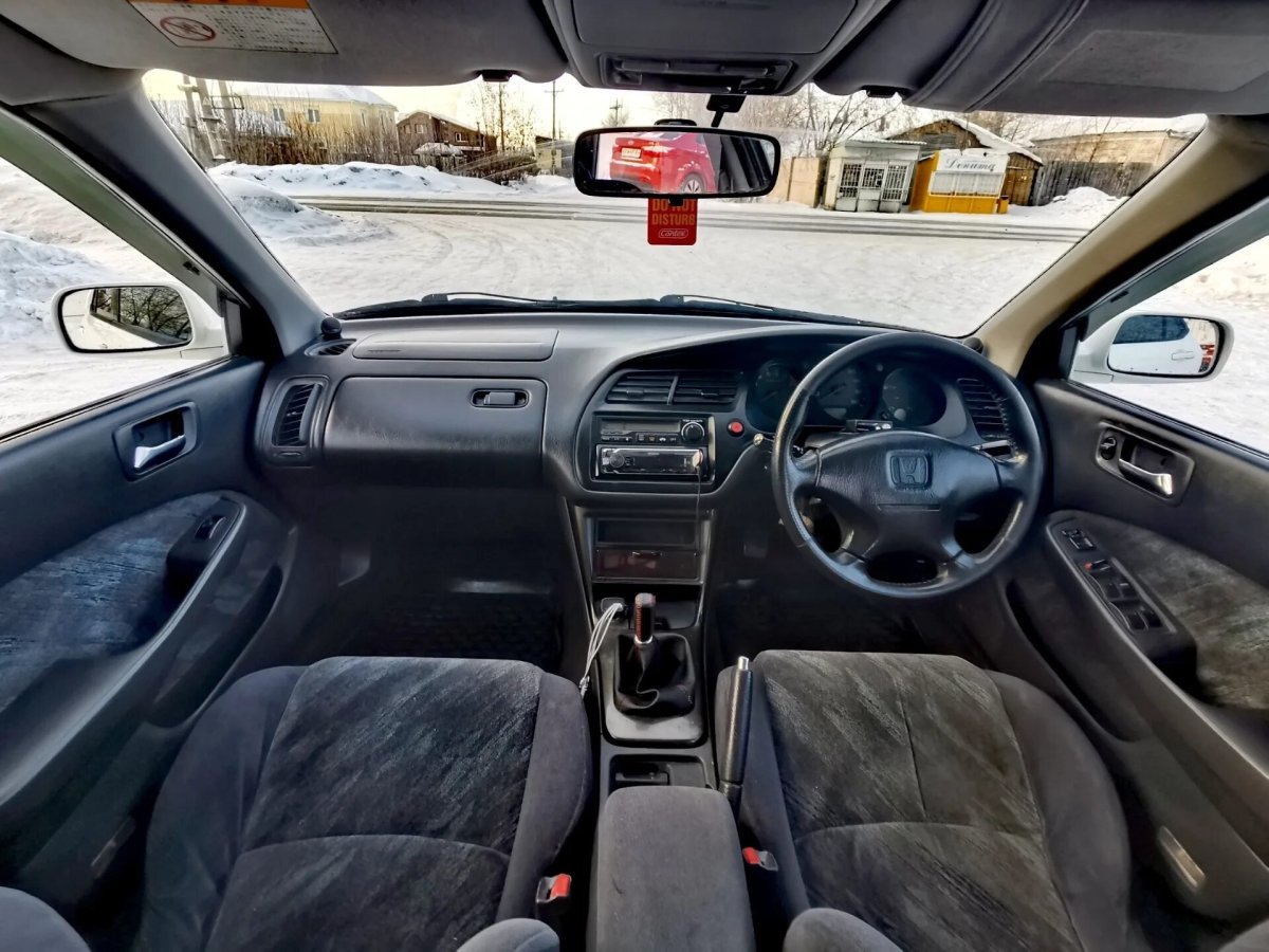 Хонда Торнео 1998 салон