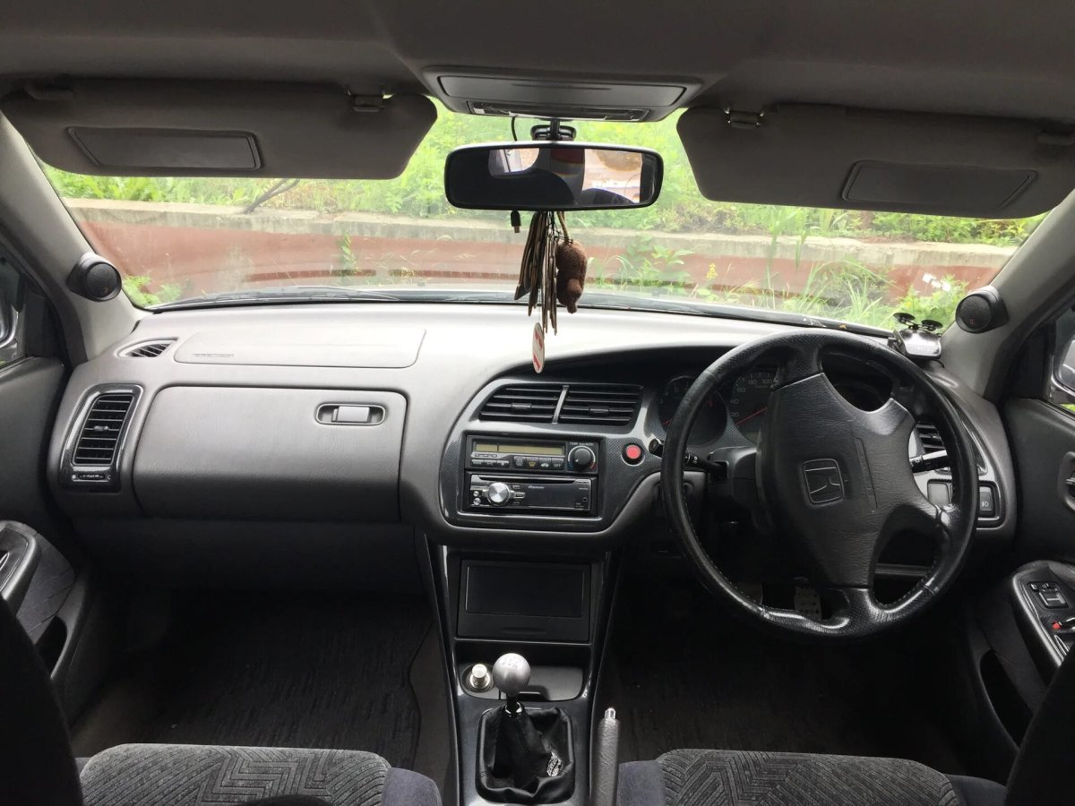 Honda Torneo Euro r салон