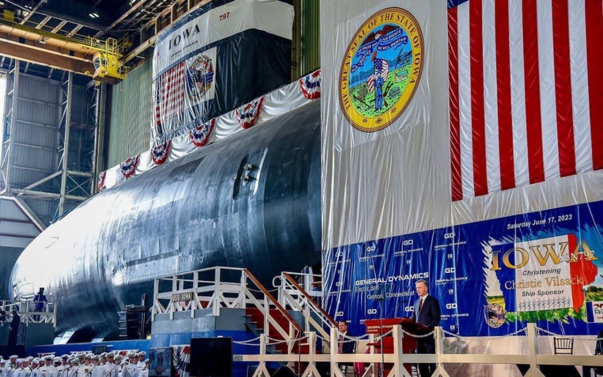 Атомная подводная лодка