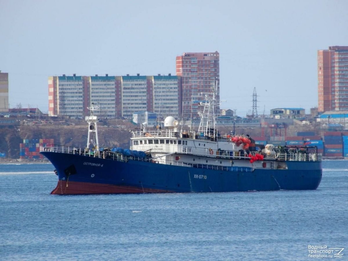 Островной 2 судно