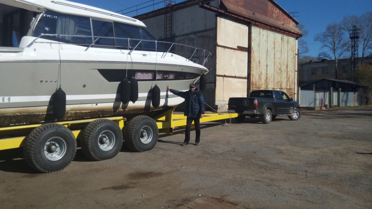 Прицеп для катера 9 метров