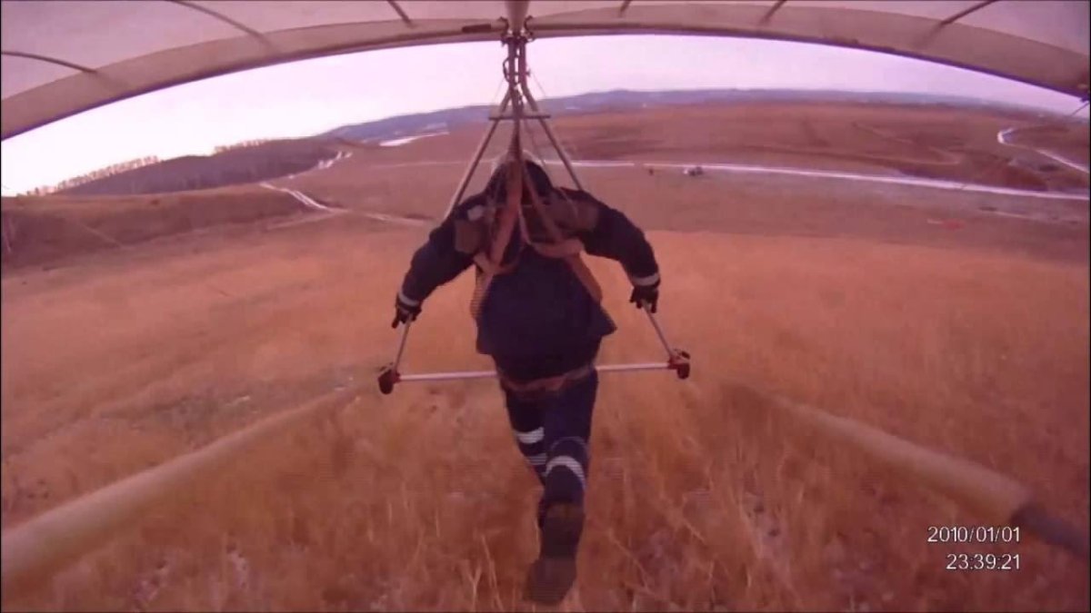 Человек упал с дельтаплана