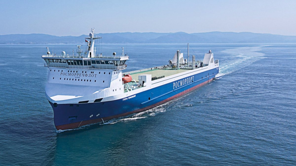 Генерал Черняховский судно