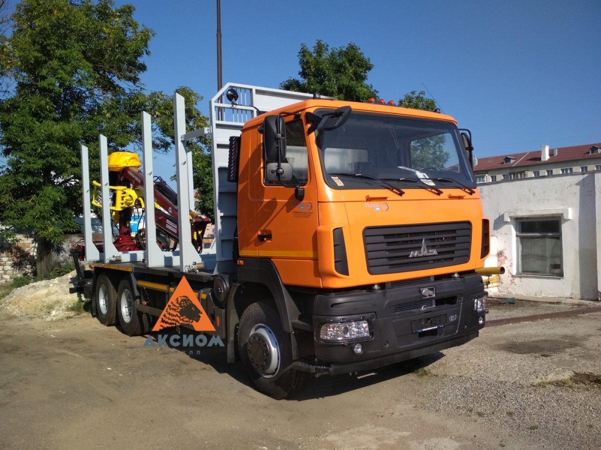 МАЗ лесовоз