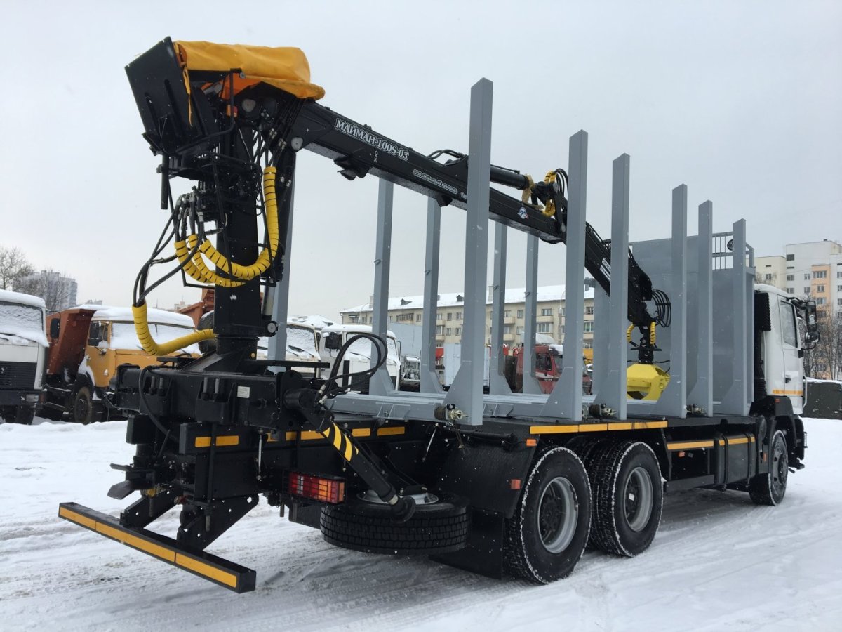 МАЗ 6317 лесовоз с манипулятором