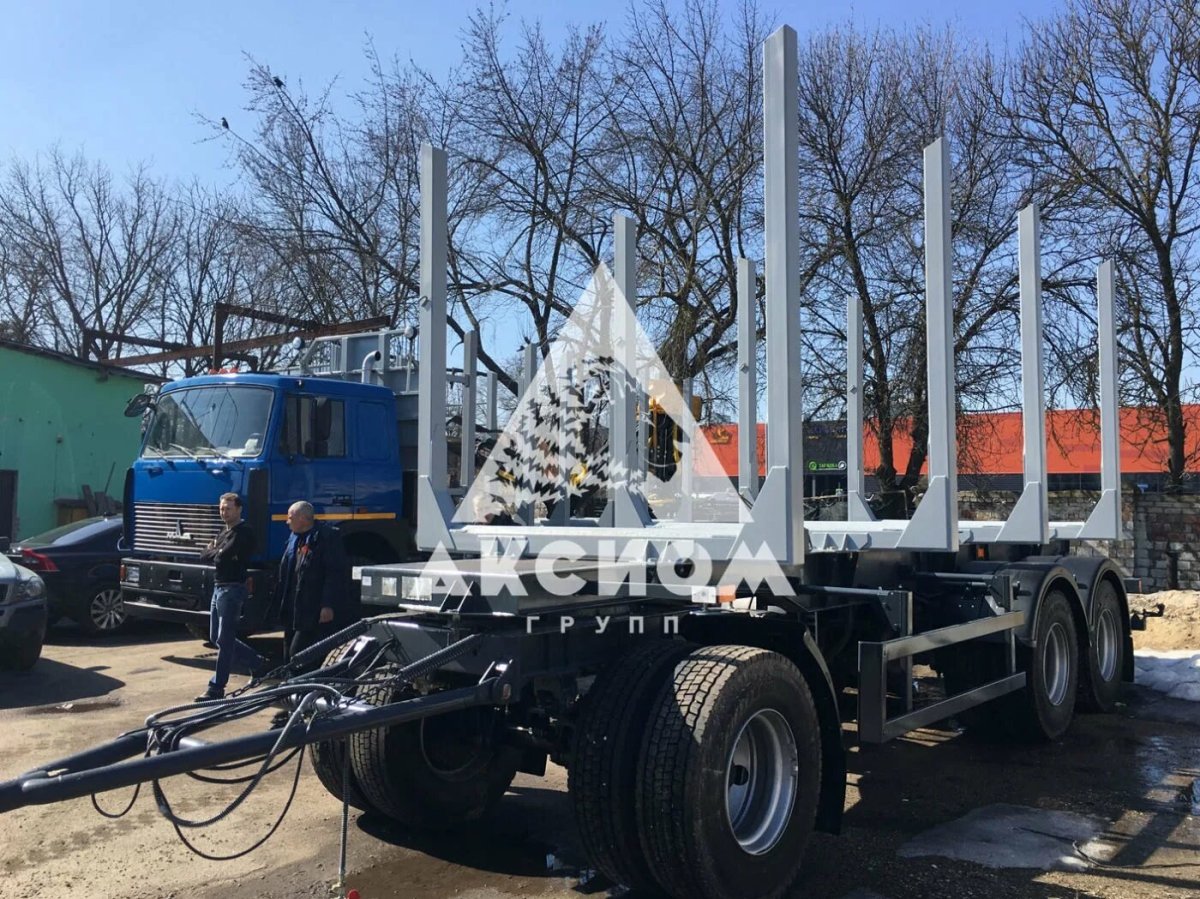 Полуприцеп сортиментовоз МАЗ 998640-013 трехосный