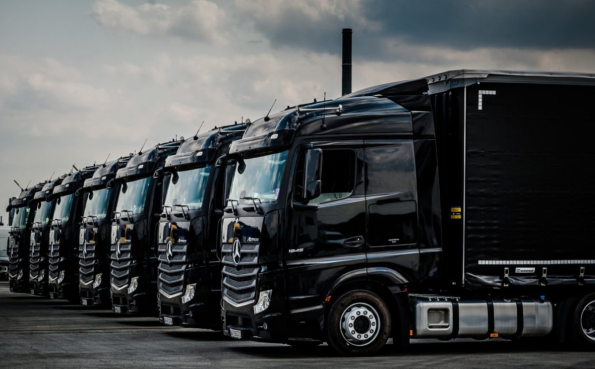 Мерседес Бенц Актрос 1845 евро 6