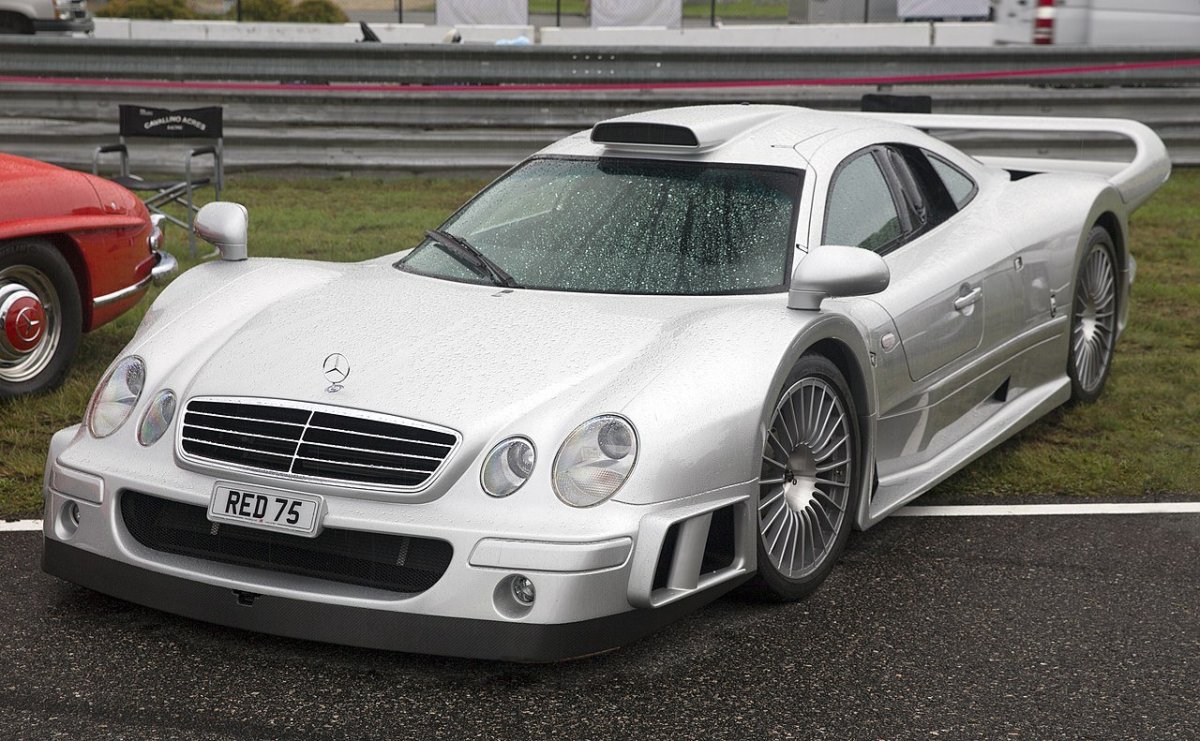 Mercedes-Benz CLK GTR
