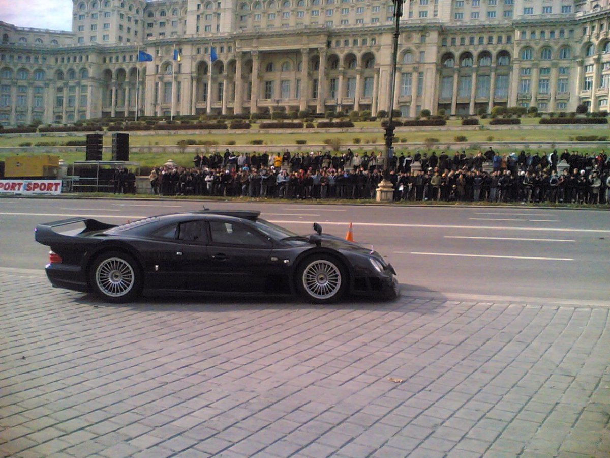 Картинки Mercedes Benz CLK GTR