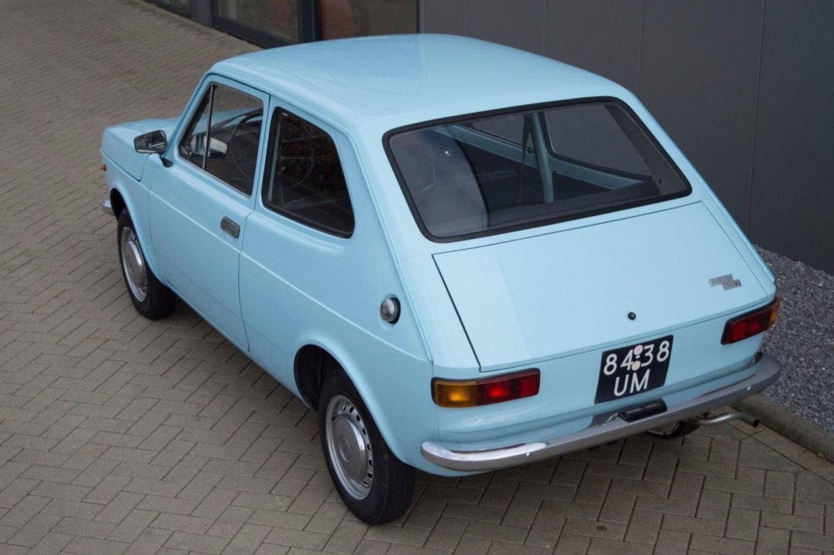 Фиат-127 седан