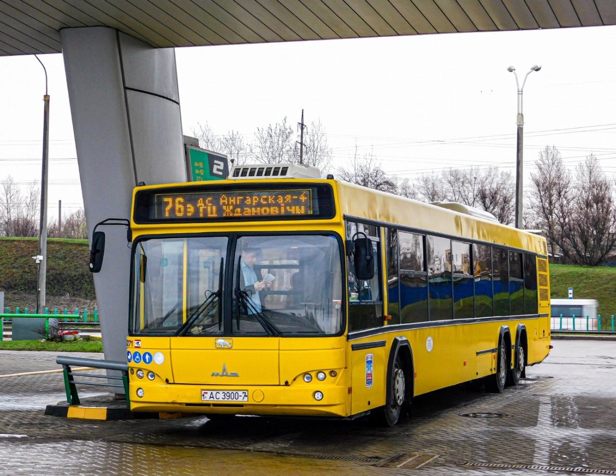 Автобус МАЗ фото