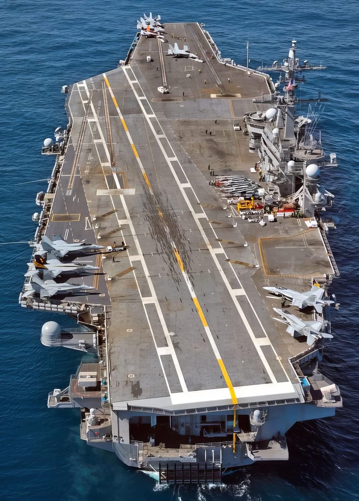 Авианосец Викрант