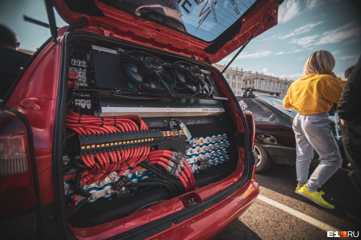 ВАЗ 2112 Урал саунд