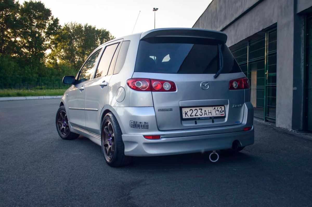 Обвесы на Мазда Демио 2003
