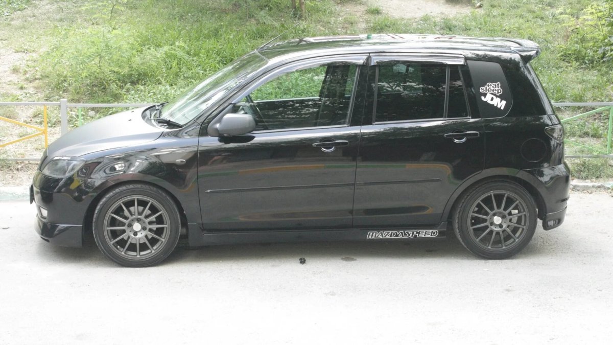 Mazda Demio 2003 на литье
